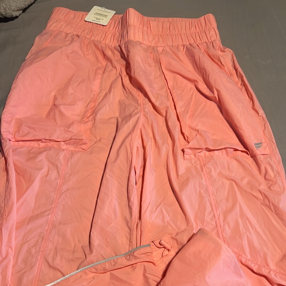Fabletics joggers - Picture 2 of 4